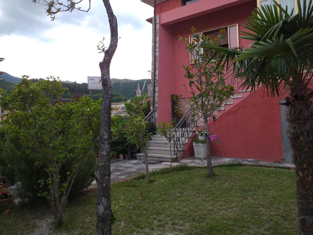 Bed & Breakfast La Rosa Rossa Cagli Exterior photo