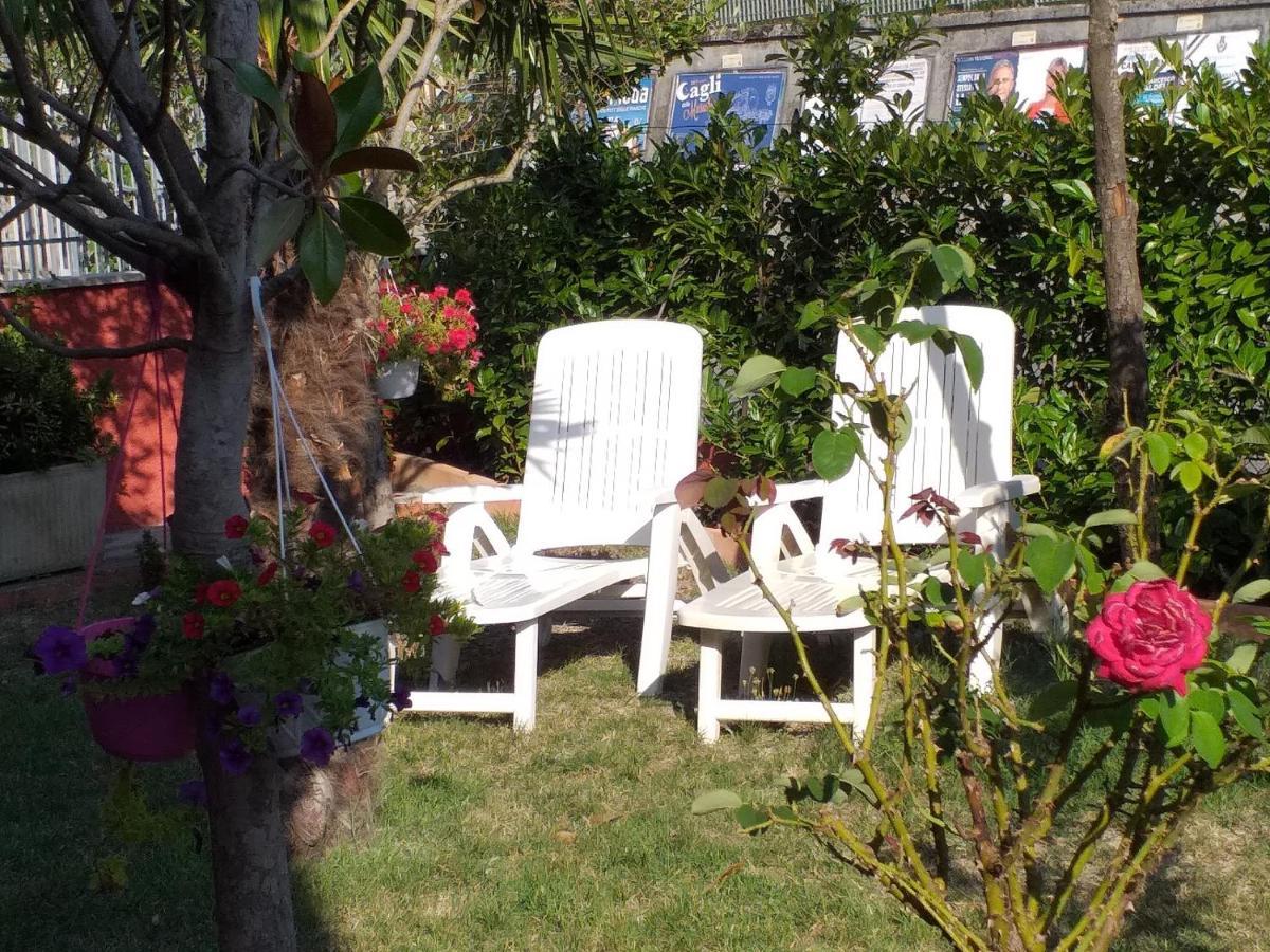 Bed & Breakfast La Rosa Rossa Cagli Exterior photo