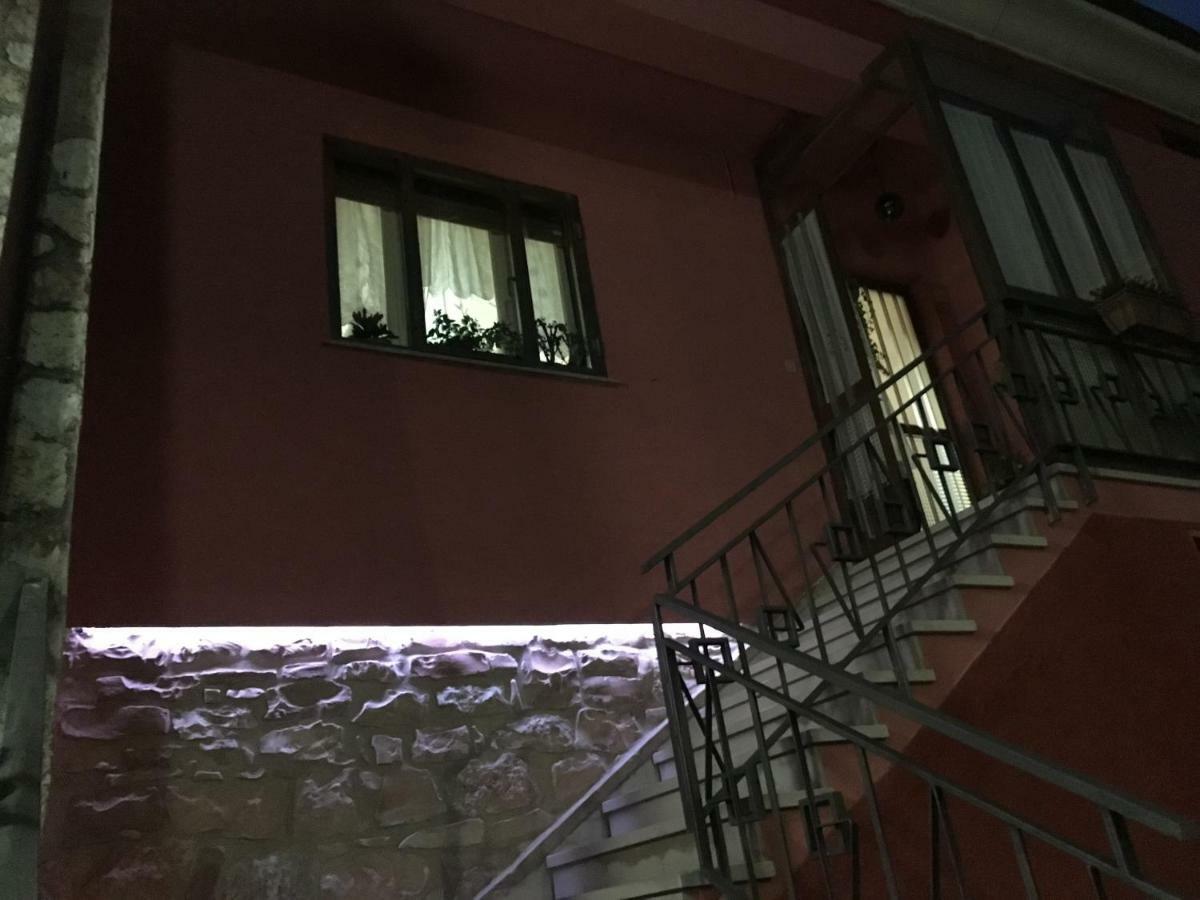Bed & Breakfast La Rosa Rossa Cagli Exterior photo